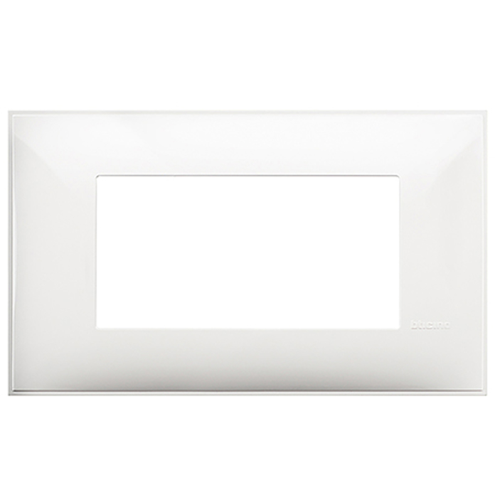 Slika Bticino Classia okvir 4M za doznu 504E/BP504N bela sjaj R4804RW